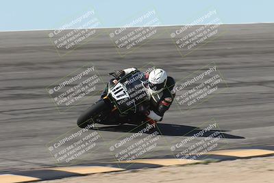 media/Oct-13-2025-Moto Forza (Mon) [[a66d839500]]/2-A Group/Session 2 (Bowl)/